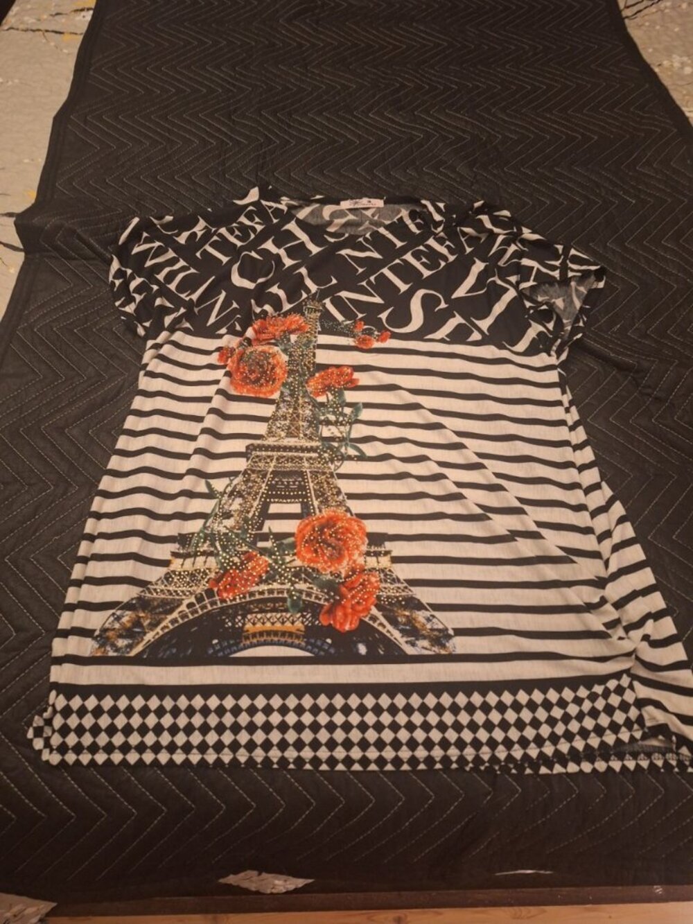 Blossom By P Women’s 2XL Black White Striped Eiffel Tower Rhinestone T-Shirt